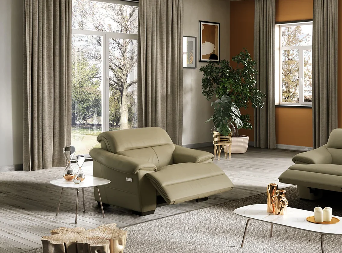 Natuzzi Editions C063 Potenza Sofa - Image 6