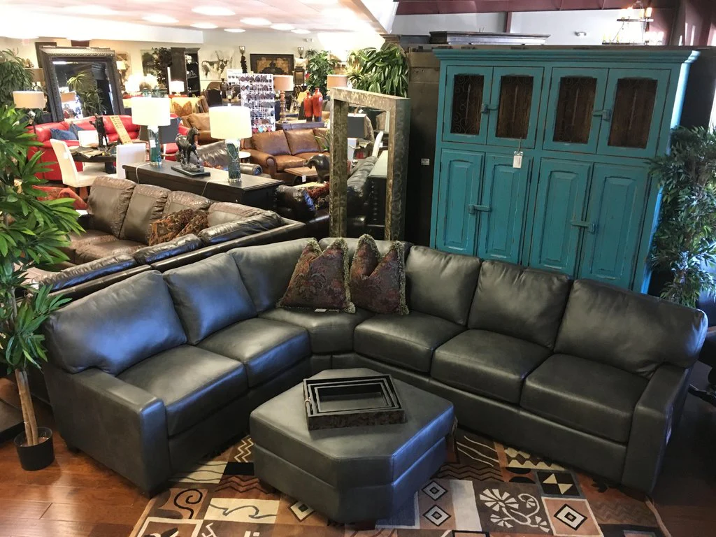 Omnia Albany Sectional - Image 4