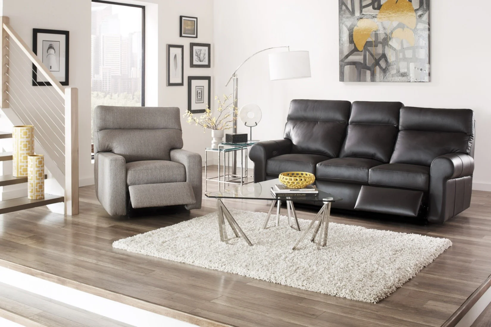 Omnia Brookfield Sectional - Image 3