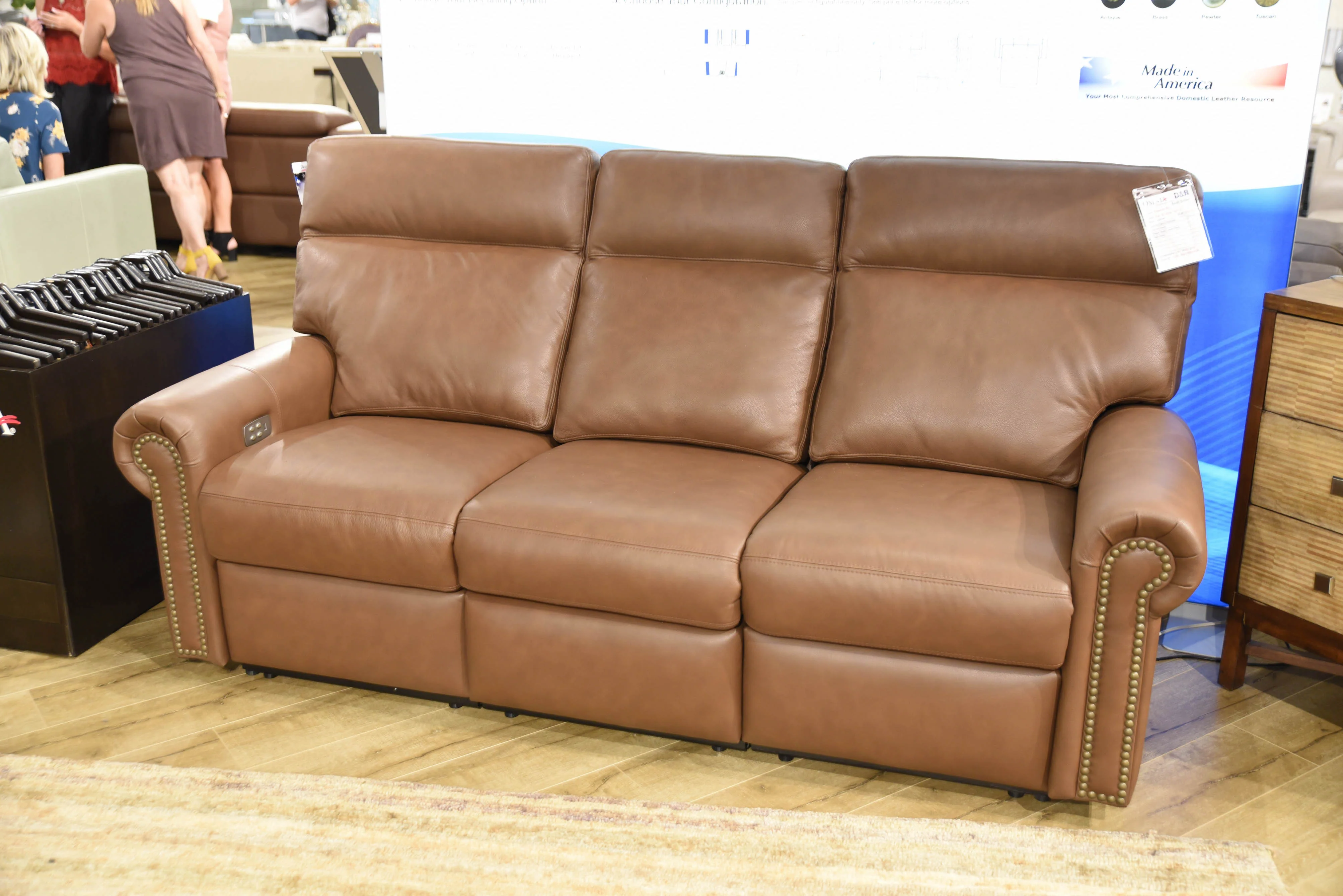 Omnia Coleman Sectional - Image 4