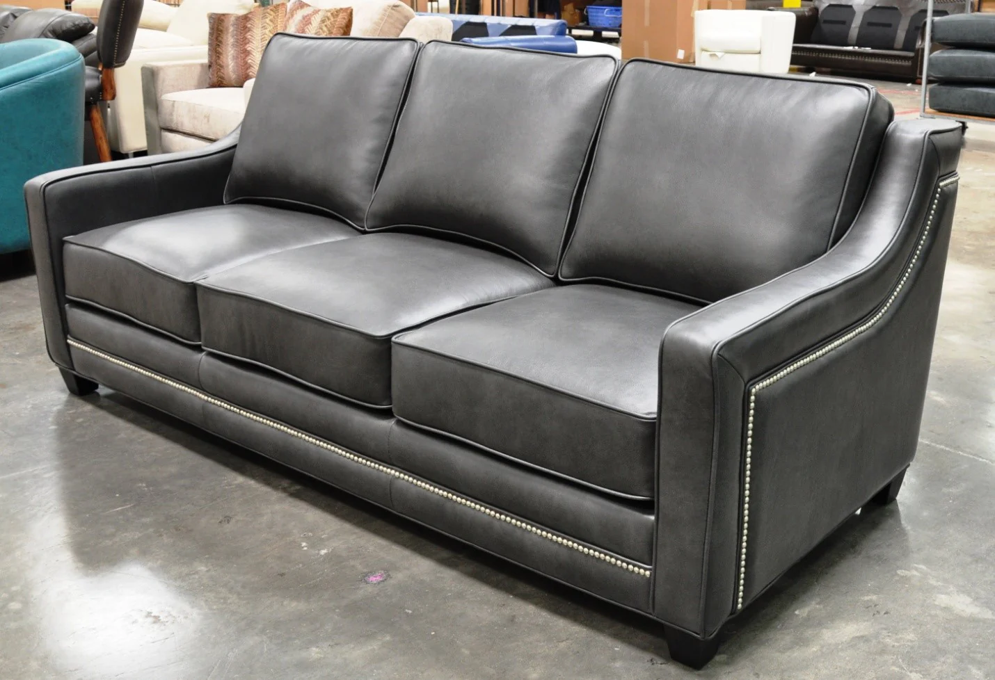 Omnia Fifth Avenue Sofa - Image 3