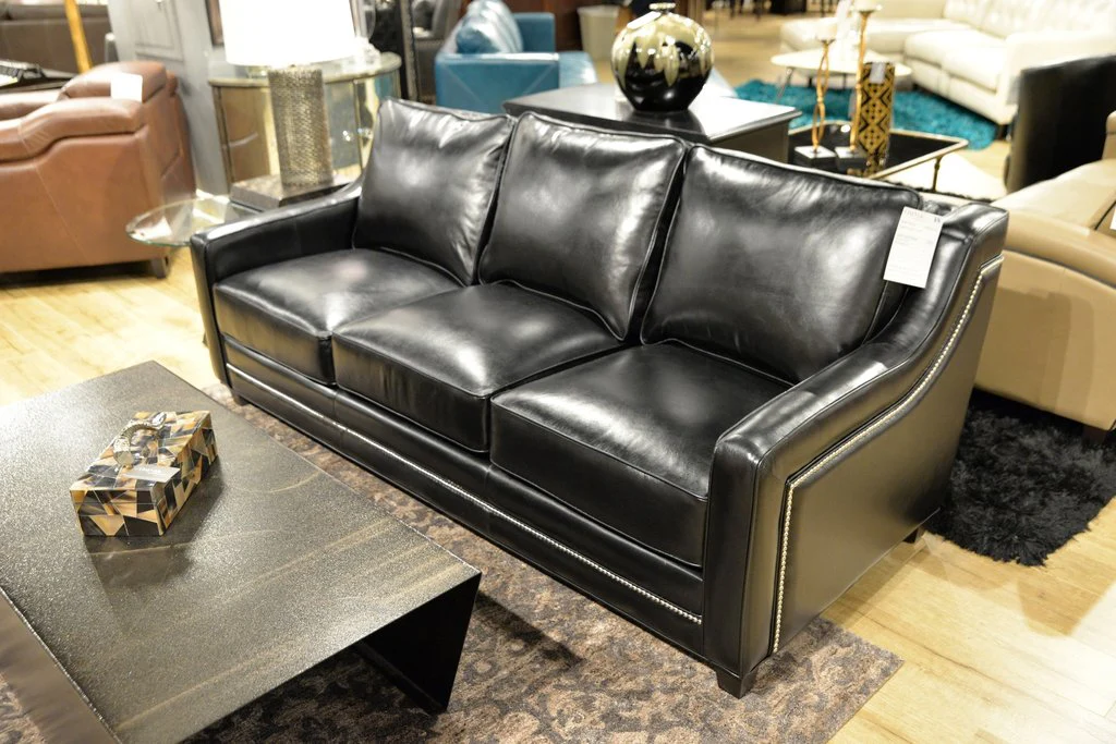 Omnia Fifth Avenue Sofa - Image 6
